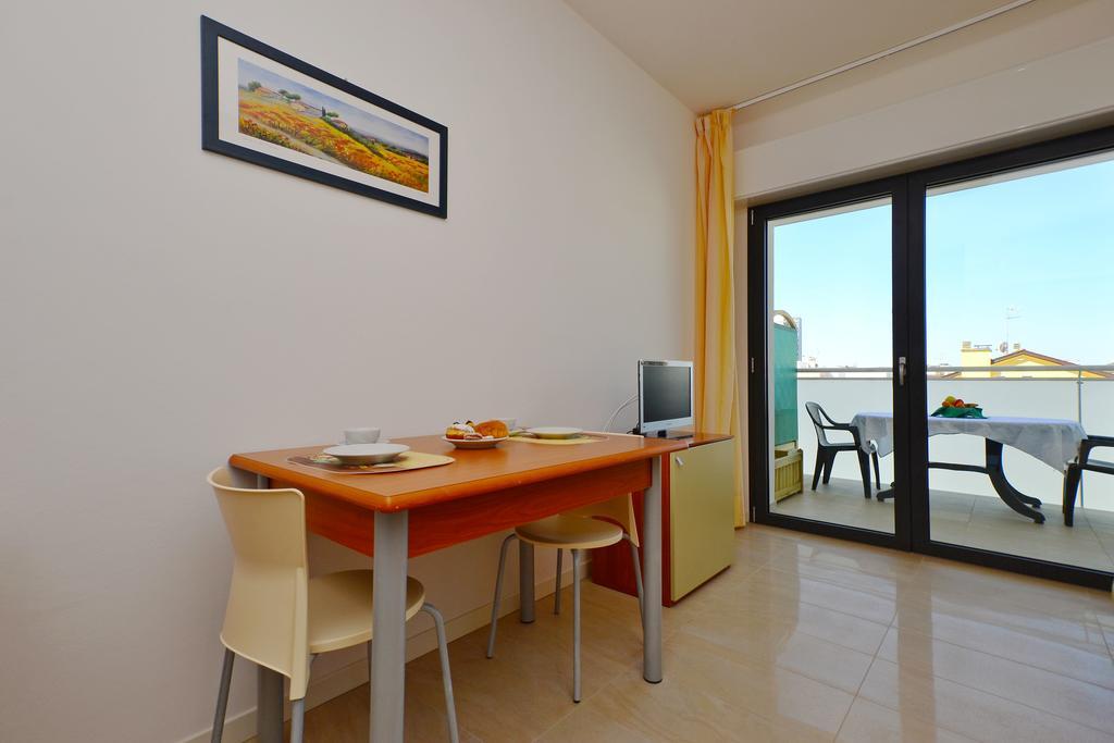Residenza Verde Lignano Sabbiadoro Esterno foto