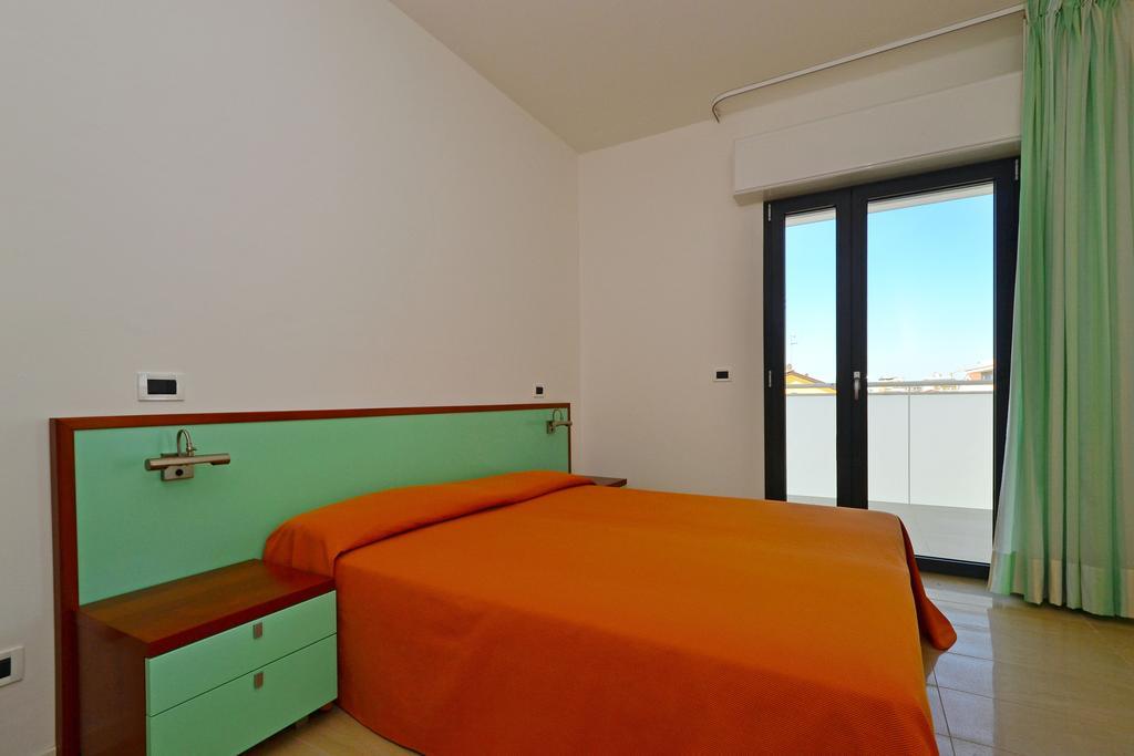 Residenza Verde Lignano Sabbiadoro Camera foto