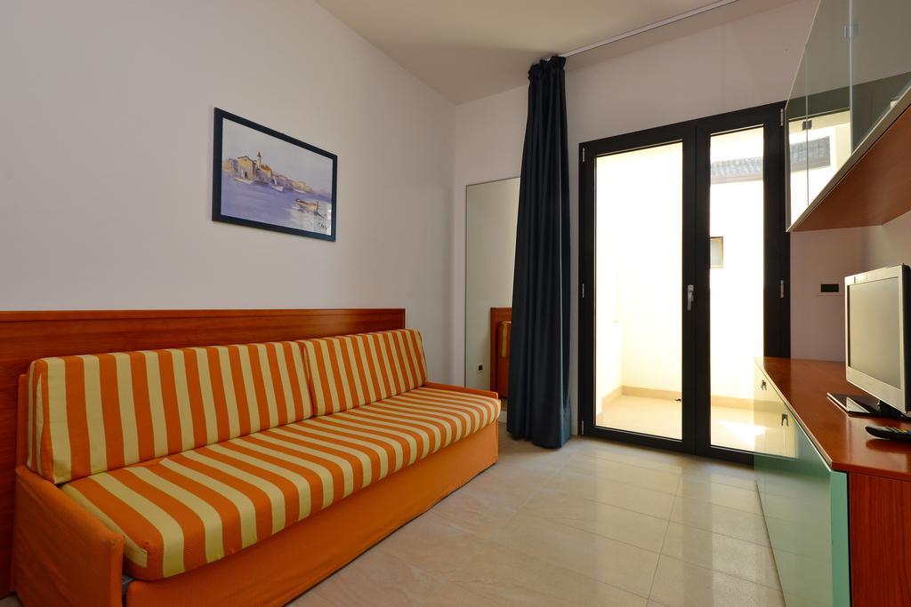 Residenza Verde Lignano Sabbiadoro Camera foto
